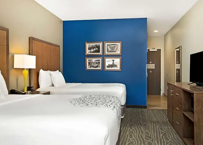 La Quinta By Wyndham At Powell Hotel