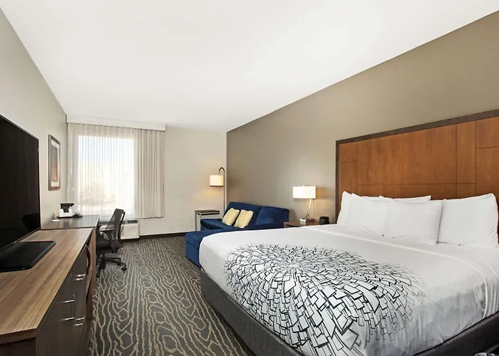 La Quinta By Wyndham At Powell Hotel Page